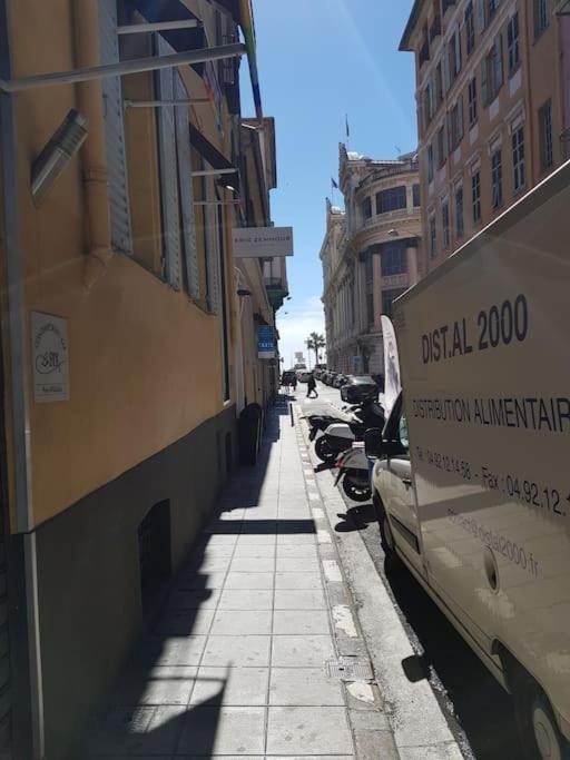 Studette En Plein Coeur Du Vieux Nice Luaran gambar