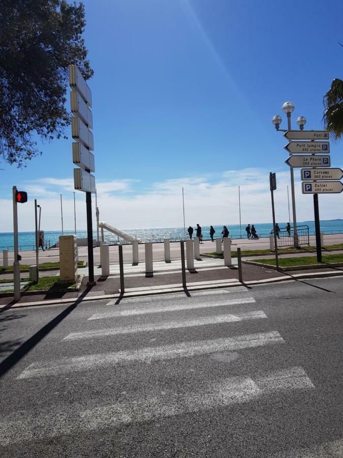 Studette En Plein Coeur Du Vieux Nice Luaran gambar