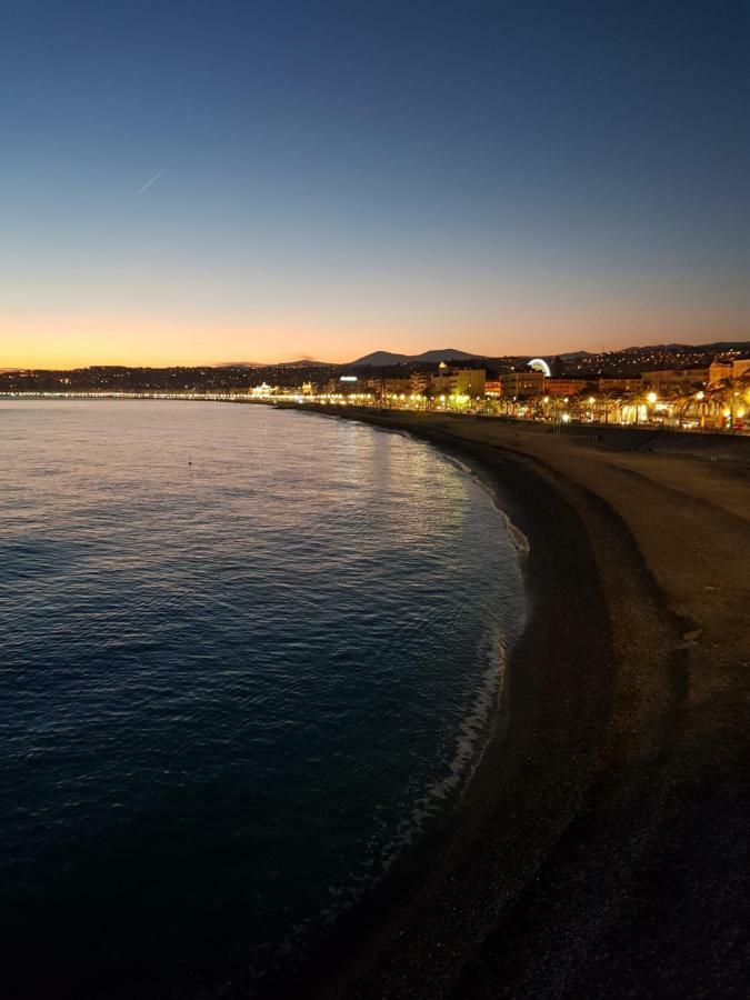 Studette En Plein Coeur Du Vieux Nice Luaran gambar