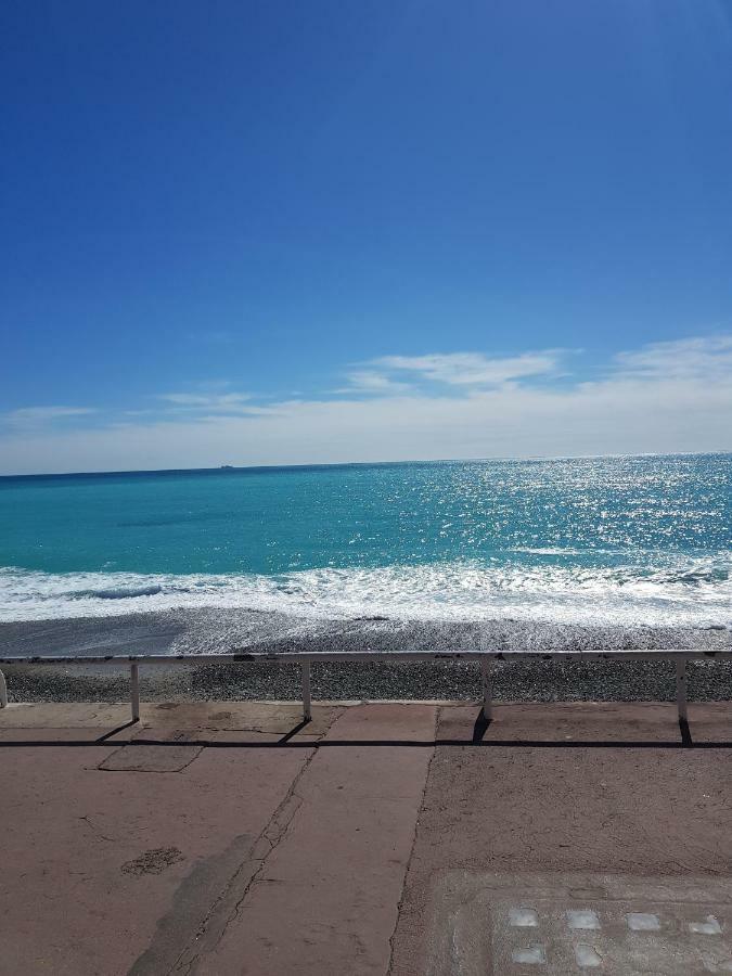 Studette En Plein Coeur Du Vieux Nice Luaran gambar
